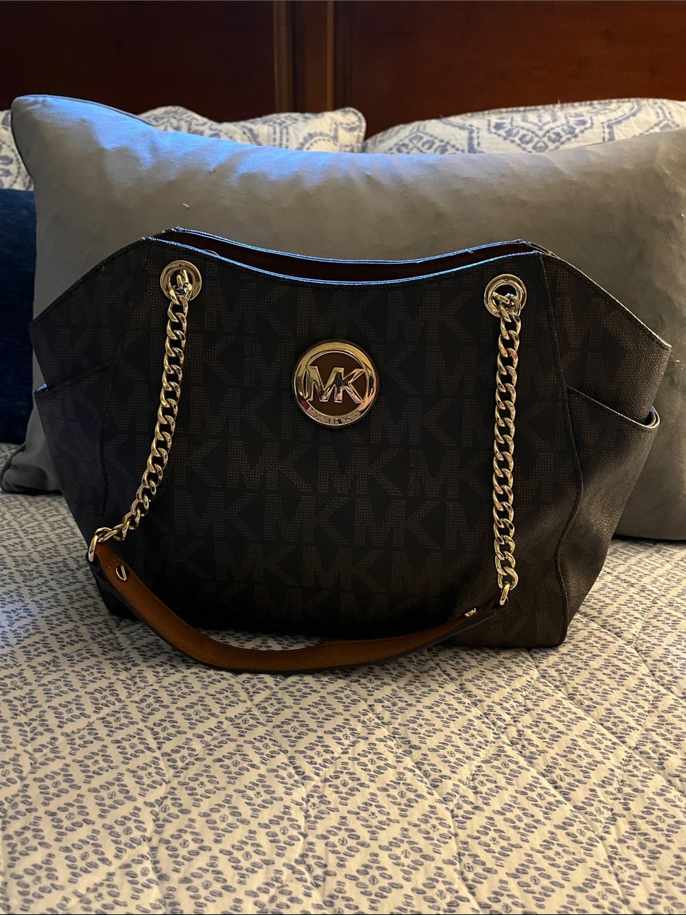 Michael Kors Black MK Logo Chain-Handle Shoulder Tote
